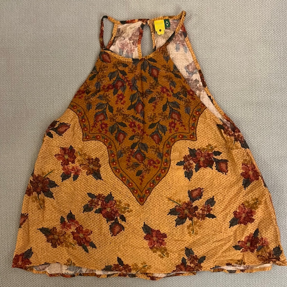 FARM RIO sleeveless relaxed flower top size S